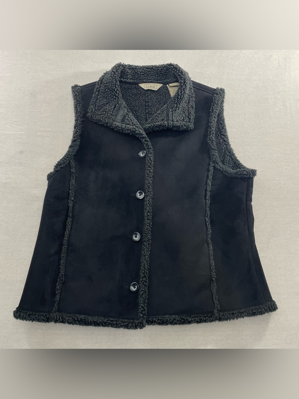 LL Bean Black Button Front Shearling Faux Suede Lined Vest Women’s Large 0 GHP1